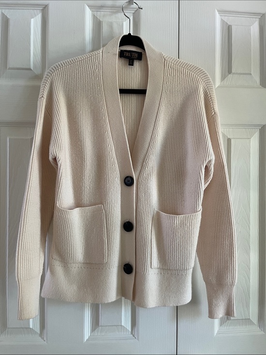Truth Sweaters - TRUTH by Republic Cream Ribbed Button Cardigan with Front Pockets Size Small